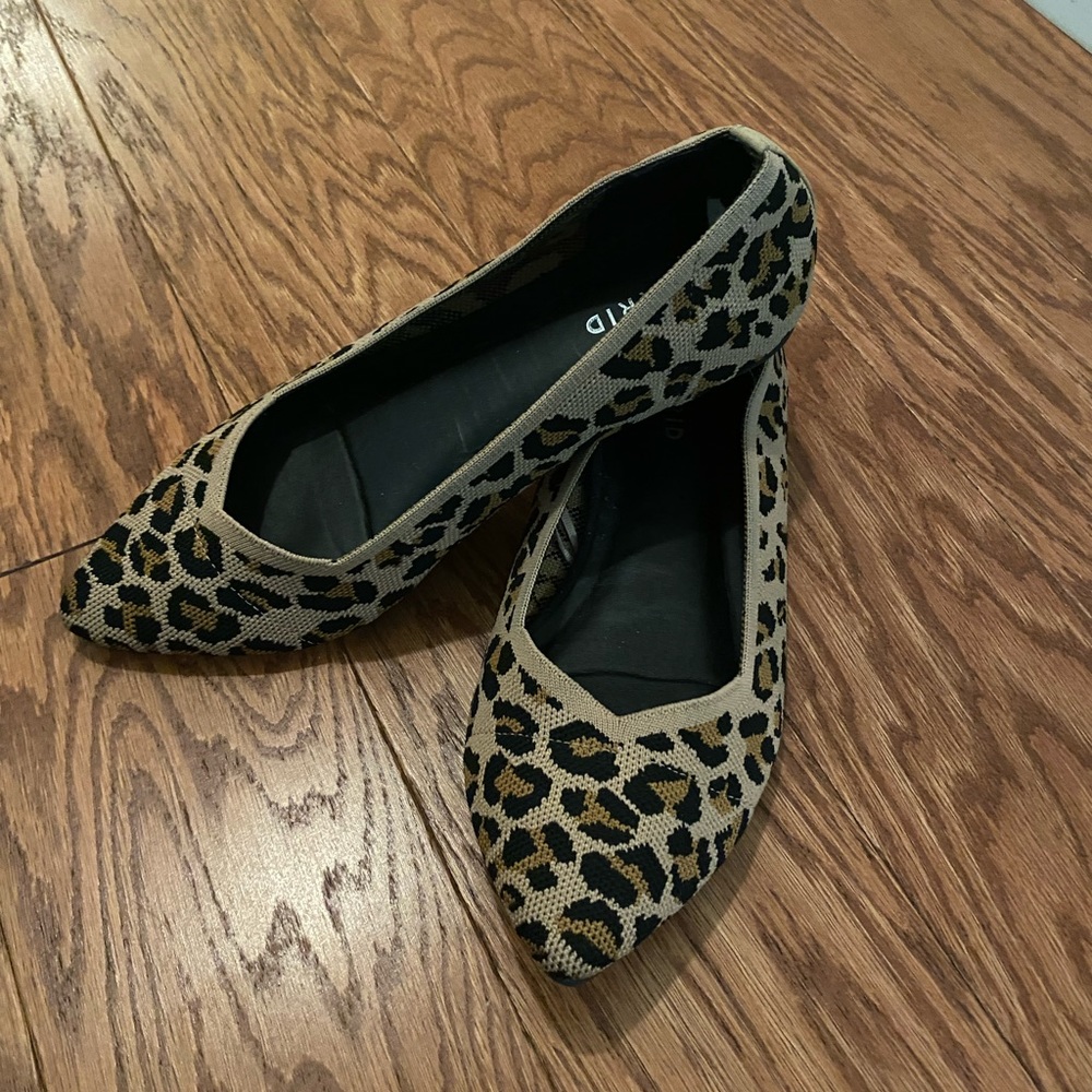 Torrid Leopard Pointed Toe Flats - Picture 3 of 3